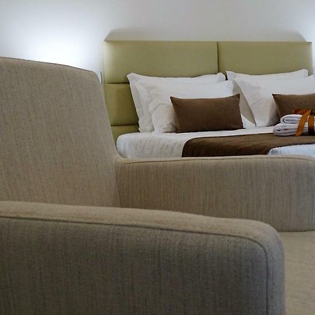 Bowen, Luxury Suites Lagos Exteriör bild