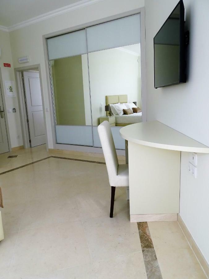 Bowen, Luxury Suites Lagos Exteriör bild
