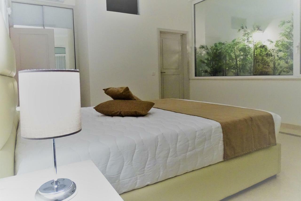 Bowen, Luxury Suites Lagos Exteriör bild