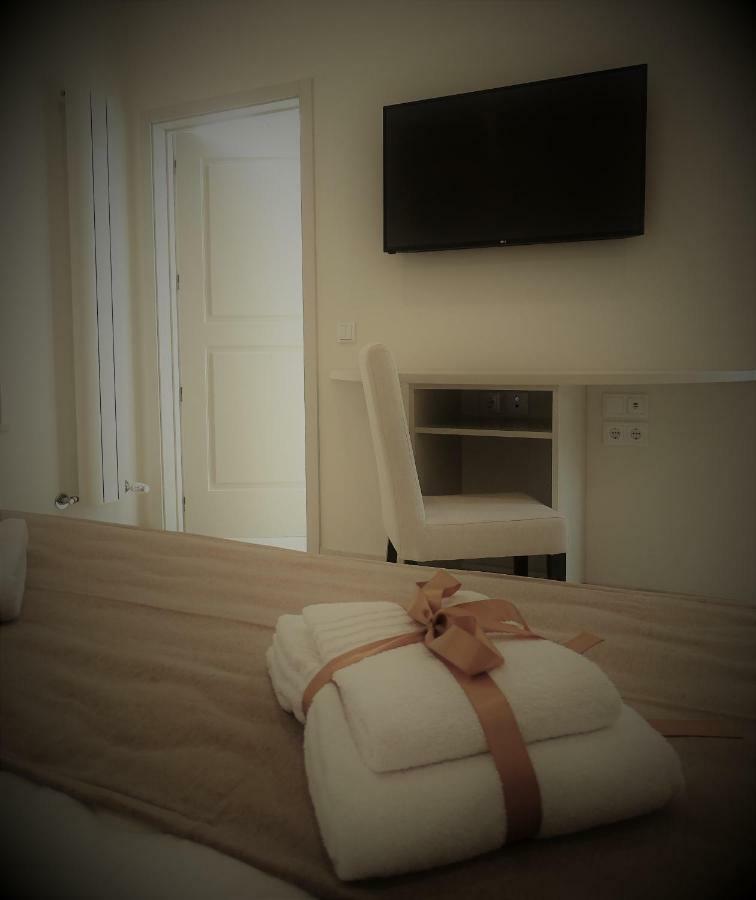 Bowen, Luxury Suites Lagos Exteriör bild